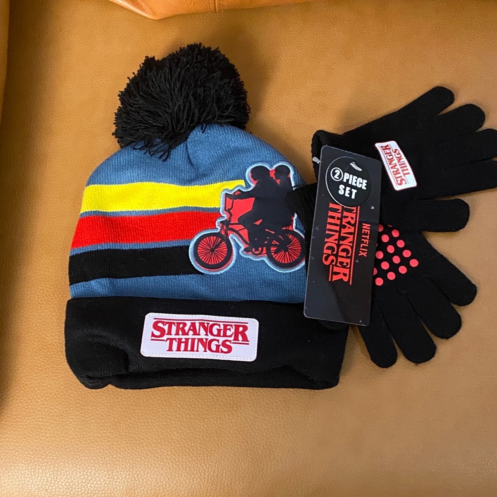 Stranger Things Kids Pom Beanie & Glove Set - Blue/Black One size